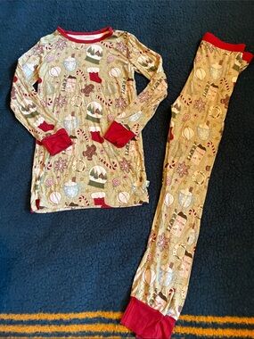 Bundle of joy Kids Holiday Cocoa & Cookie Pajama Set - Red Trim